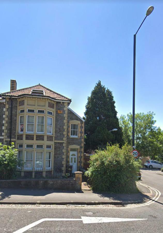 Fishponds Lodge Bristol Exterior photo